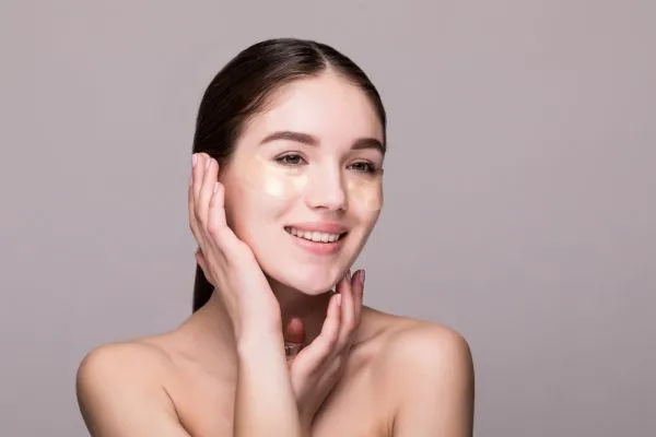 Skin Brightening vs Skin Whitening: What's the Difference?